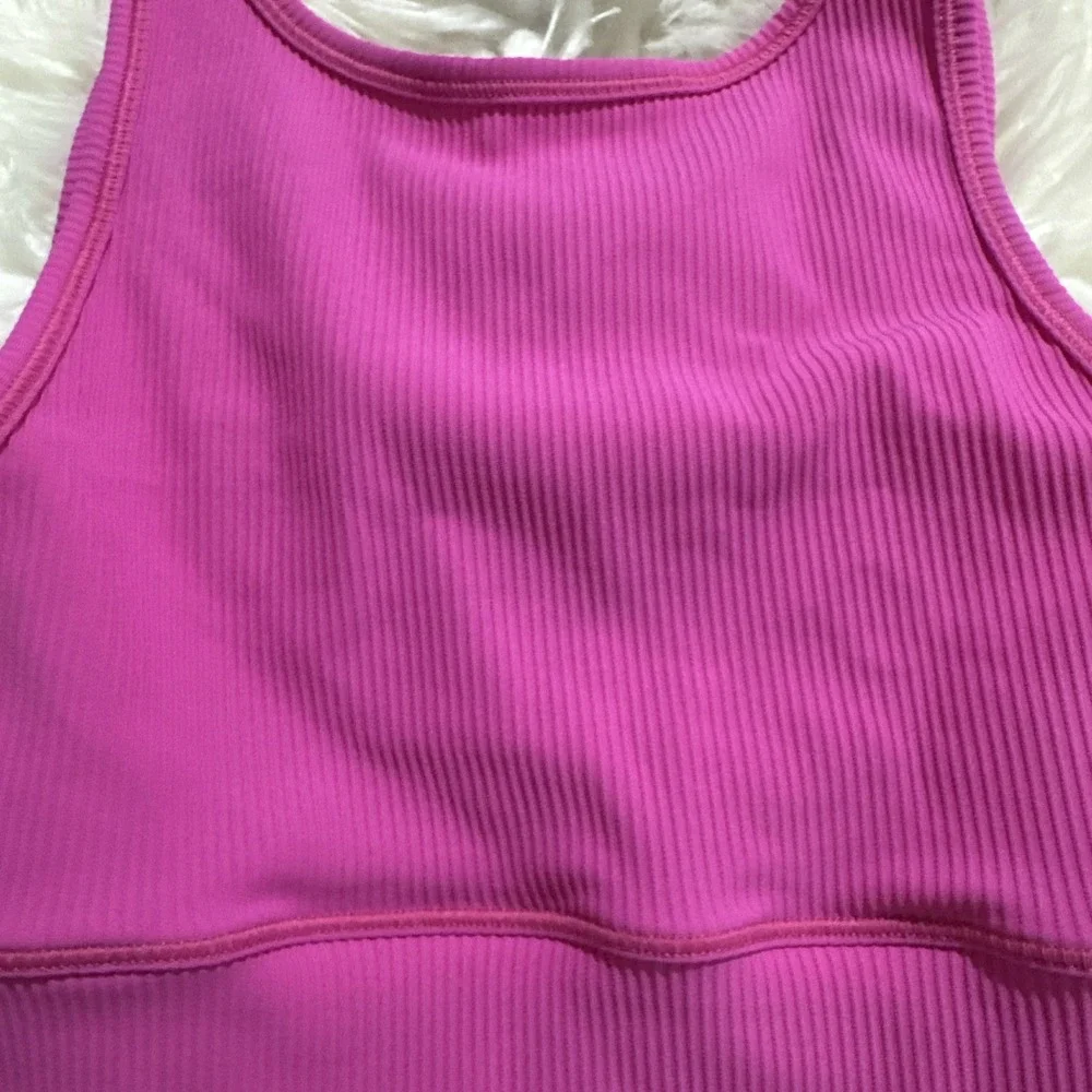 $58 Lululemon Power Pivot Ribbed Tank Top in Sonic Pink Size 4